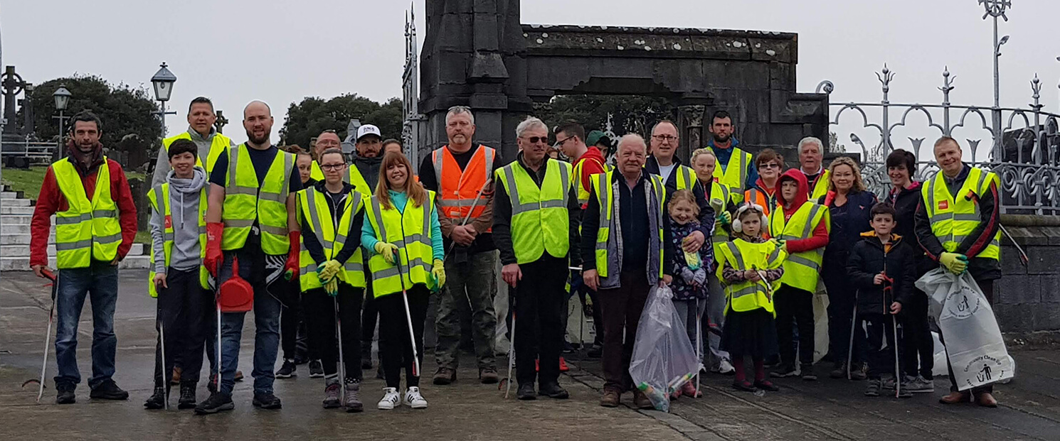 Volunteers group photo